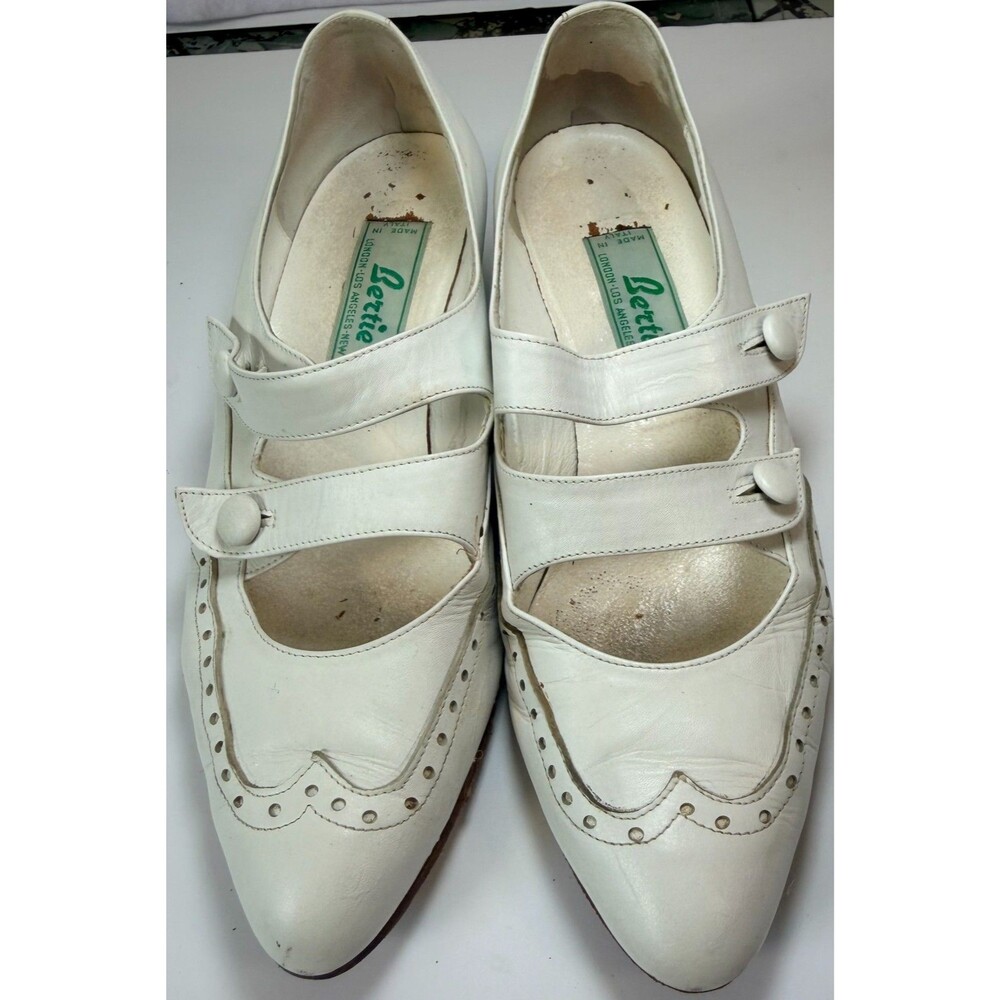 Vintage BERTIE White Leather Double Strap Shoes Size 35 US 5 Made In Italy Retro